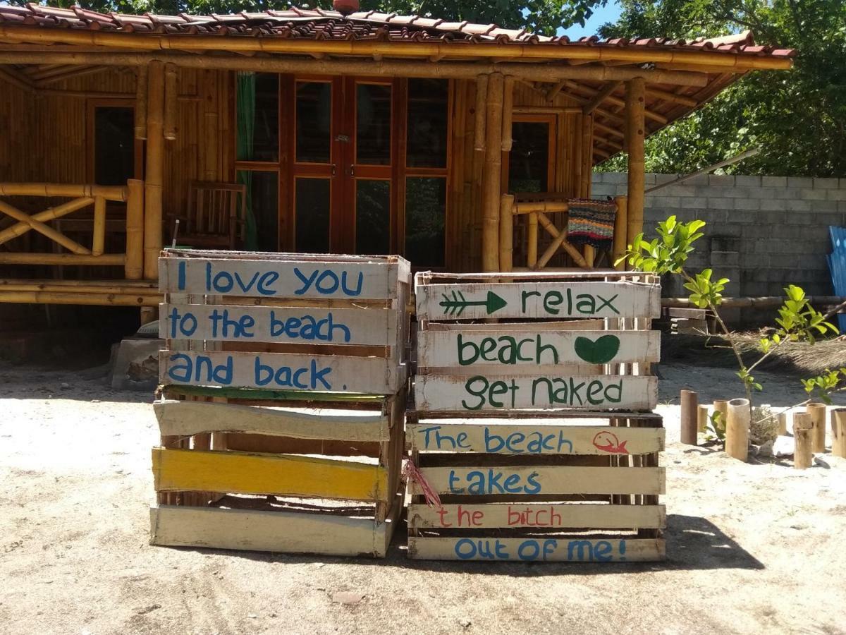 Harry'S Ocean House Watukarung Homestay Kalak Kültér fotó