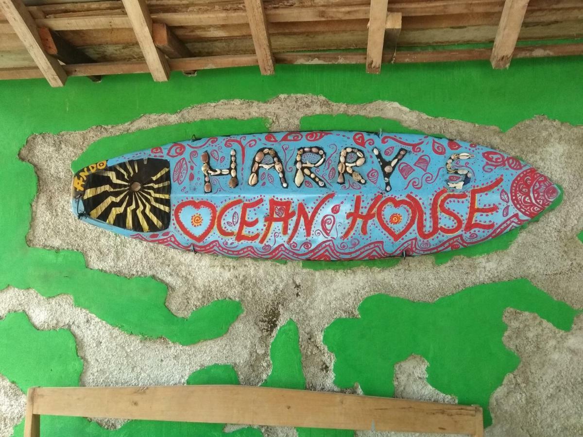 Harry'S Ocean House Watukarung Homestay Kalak Kültér fotó